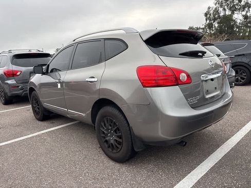 Used 2014 Nissan Rogue S w/ Convenience Package image 2