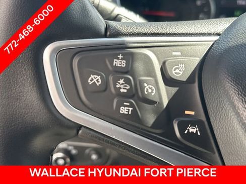 Used 2023 Chevrolet Equinox Premier FWD image 27