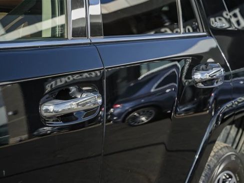 Used 2021 Toyota 4Runner Limited image 15