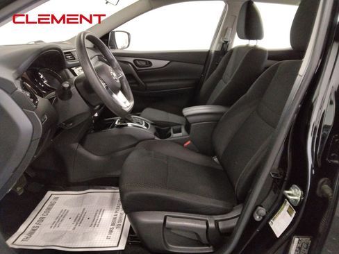 Used 2019 Nissan Rogue Sport S image 26