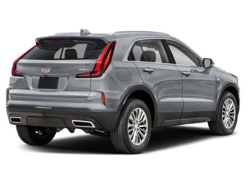 Used 2025 Cadillac XT4 Premium Luxury FWD image 2