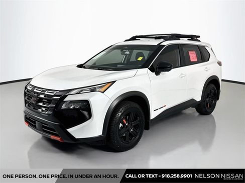 Certified 2025 Nissan Rogue SV w/ Rock Creek Premium Package AWD/4WD image 1
