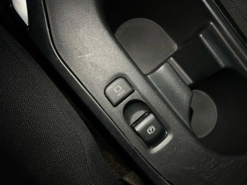 Used 2023 Toyota Corolla LE image 31