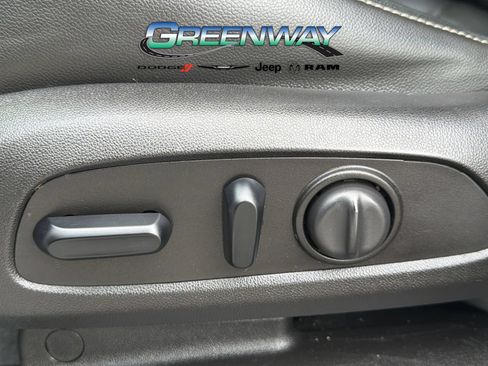 Used 2019 GMC Acadia SLT w/ LPO, Floor Liner Package FWD image 20