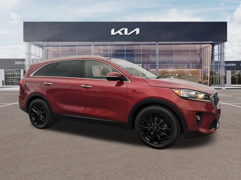 Used 2020 Kia Sorento EX image 2