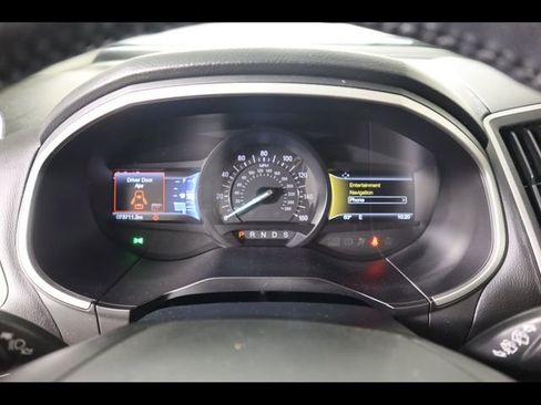 Used 2017 Ford Edge SEL w/ Equipment Group 201A AWD/4WD image 22