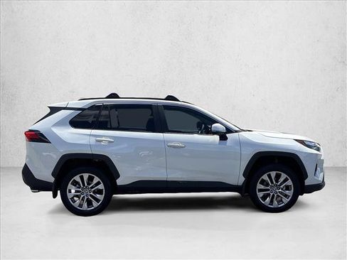 Used 2025 Toyota RAV4 XLE Premium FWD image 4