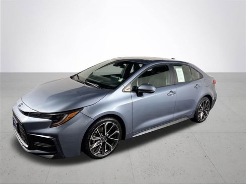 Used 2020 Toyota Corolla SE image 2