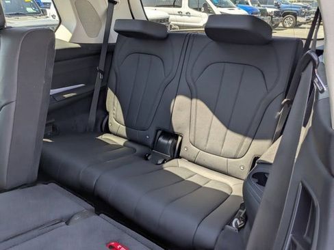 Used 2020 BMW X7 xDrive40i w/ Premium Package image 14