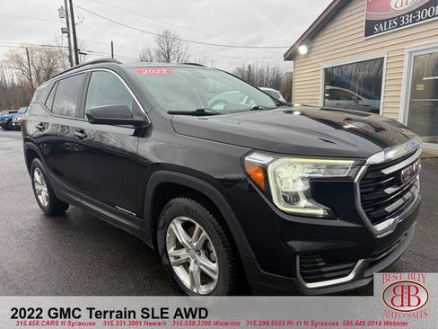 Used 2022 GMC Terrain SLE w/ Driver Convenience Package AWD/4WD image 1