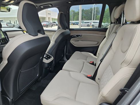 New 2026 Volvo XC90 B6 Plus w/ Protection Package Premier image 10