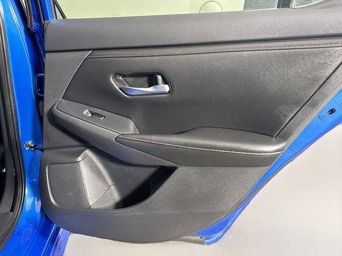 Used 2024 Nissan Sentra SR w/ SR Premium Package FWD image 28
