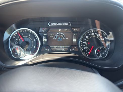 Used 2024 RAM 2500 Laramie w/ Night Edition AWD/4WD image 15