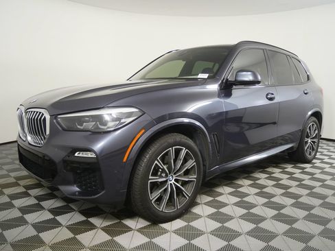 Used 2019 BMW X5 xDrive40i w/ M Sport Package AWD/4WD image 7