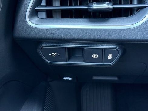 New 2026 Kia K4 FWD image 30