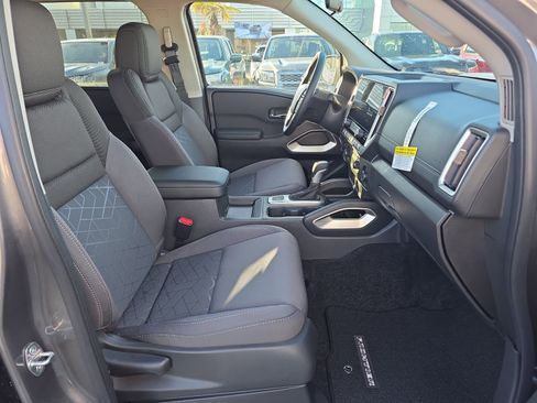 New 2026 Nissan Frontier SV w/ Tow Package AWD/4WD image 28