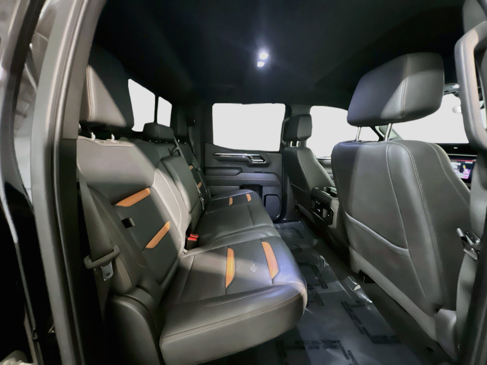 Used 2023 GMC Sierra 1500 AT4 w/ Technology Package AWD/4WD image 19