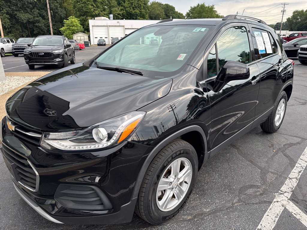 Used 2019 Chevrolet Trax LT w/ LT Convenience Package AWD/4WD image 4