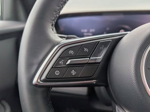 Used 2025 Buick Enclave Preferred image 18