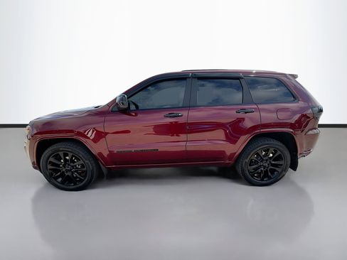 Used 2019 Jeep Grand Cherokee Altitude image 6