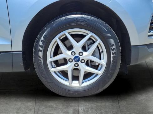 Used 2022 Ford Edge SEL AWD/4WD image 9