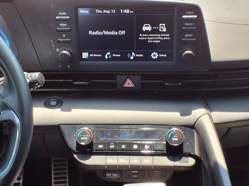 Certified 2025 Hyundai Elantra Sport FWD image 14