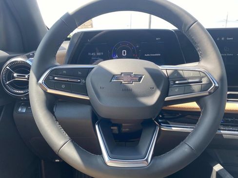 New 2026 Chevrolet Equinox ACTIV w/ Convenience Package III image 25