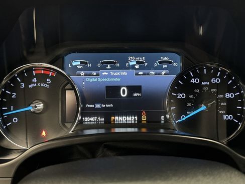 Used 2019 Ford F250 Lariat w/ Lariat Ultimate Package AWD/4WD image 35