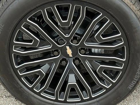 New 2026 Chevrolet Silverado 1500 High Country image 11