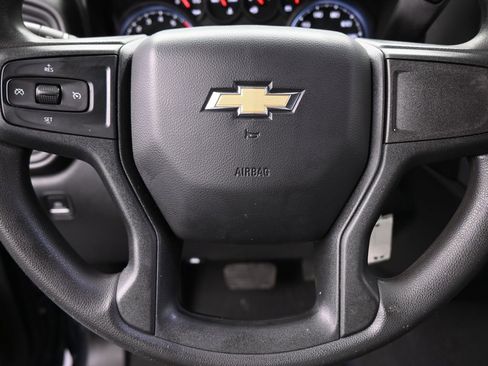 Used 2022 Chevrolet Silverado 1500 Custom image 32