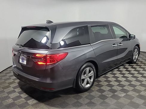 Used 2018 Honda Odyssey EX image 4