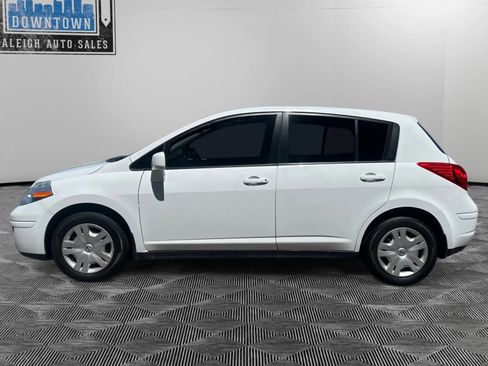 Used 2011 Nissan Versa 1.8 S w/ Plus Pkg FWD image 7