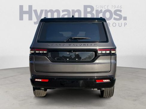 Used 2024 Jeep Grand Wagoneer Series II Obsidian w/ Quick Order Packagew 28T AWD/4WD image 4