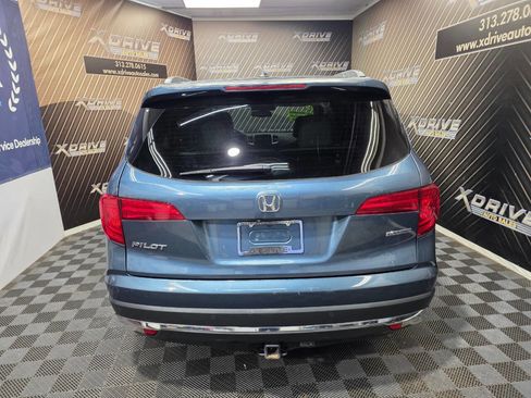 Used 2017 Honda Pilot Touring image 12