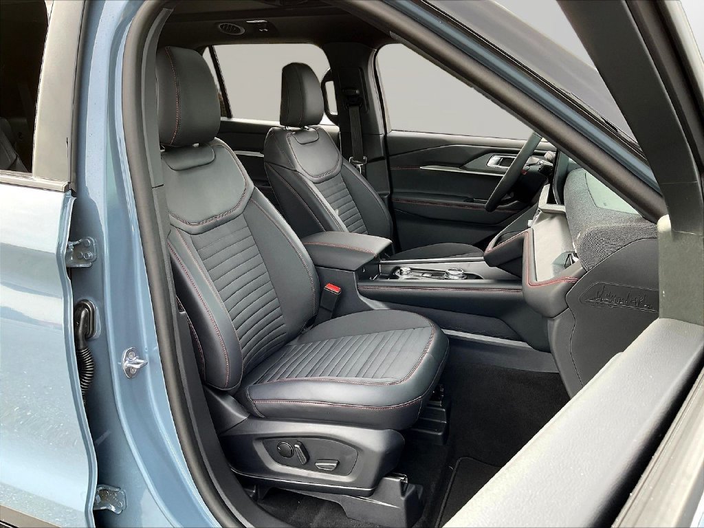 New 2027 Ford Explorer ST-Line w/ Premium Package AWD/4WD image 11