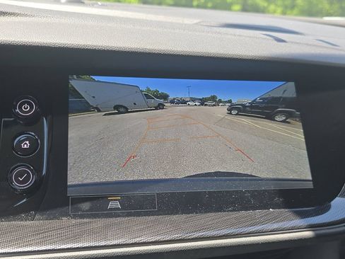 Used 2023 Buick Envision Essence FWD image 29
