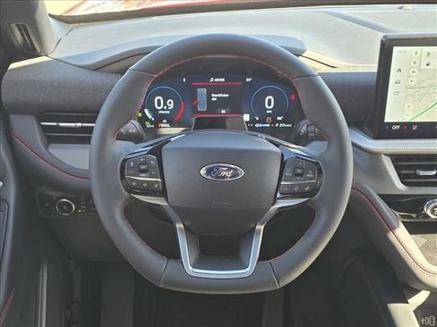 New 2026 Ford Explorer ST-Line w/ ST-Line Street Pack image 13