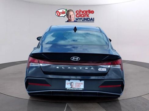 New 2026 Hyundai Elantra Sport FWD image 4