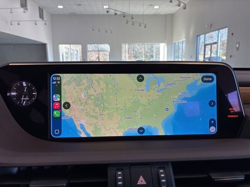 Certified 2019 Lexus ES 300h Ultra Luxury image 30