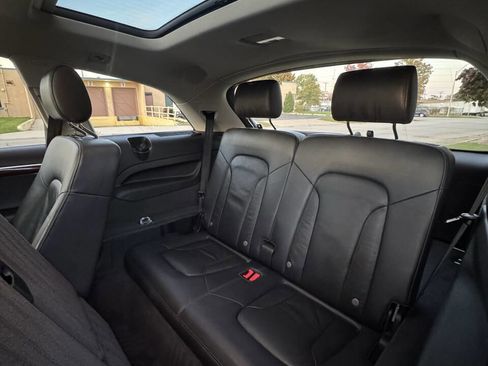 Used 2011 Audi Q7 TDI Premium Plus image 12