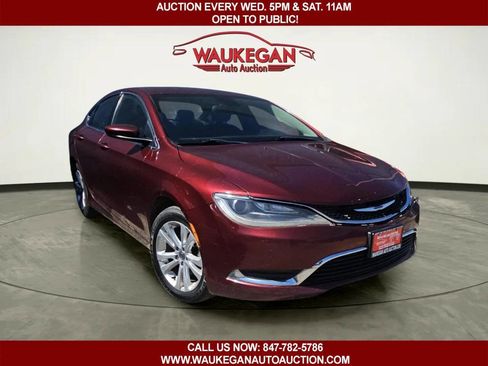 Used 2015 Chrysler 200 Limited w/ Convenience Group image 3