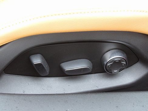 Used 2020 Chevrolet Corvette Stingray Preferred Cpe w/ 2LT Preferred Equipment Group image 16