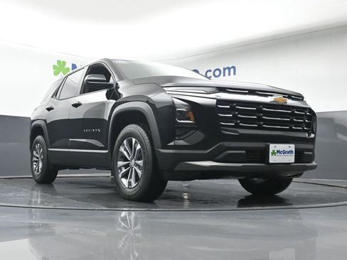 Used 2026 Chevrolet Equinox LT image 23