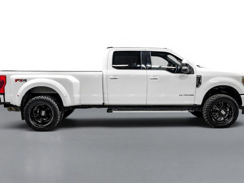 Used 2022 Ford F350 Lariat w/ Lariat Value Package AWD/4WD image 6