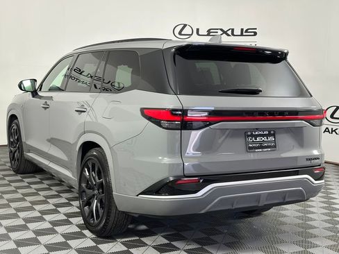 Used 2025 Lexus TX 500h AWD w/ Technology Package image 9