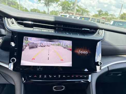 New 2026 Jeep Grand Cherokee L 4WD image 27