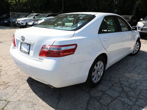 Used 2007 Toyota Camry XLE w/ Leather Pkg FWD image 6