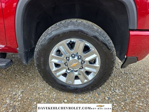 Used 2024 Chevrolet Silverado 2500 High Country w/ High Country Premium Package AWD/4WD image 9
