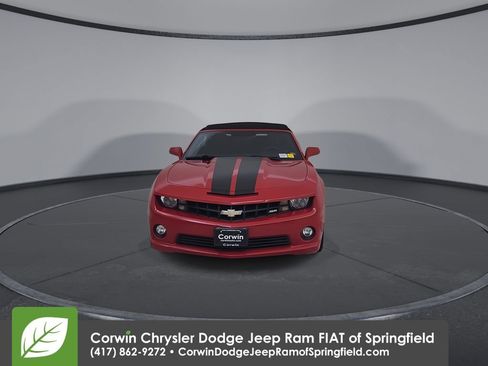 Used 2013 Chevrolet Camaro SS RWD image 5