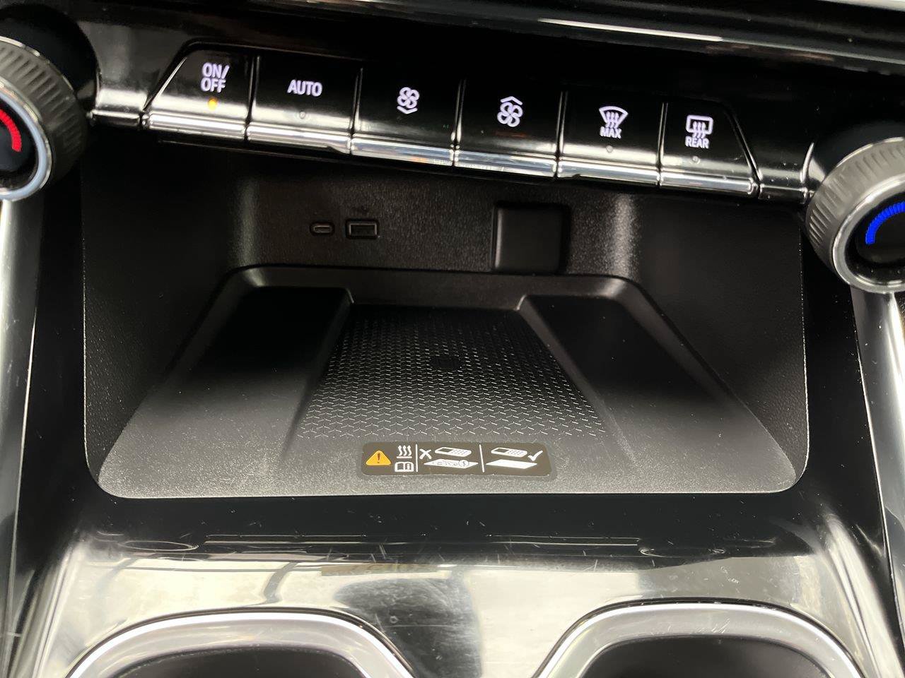 Certified 2025 Chevrolet Traverse LT AWD/4WD image 28